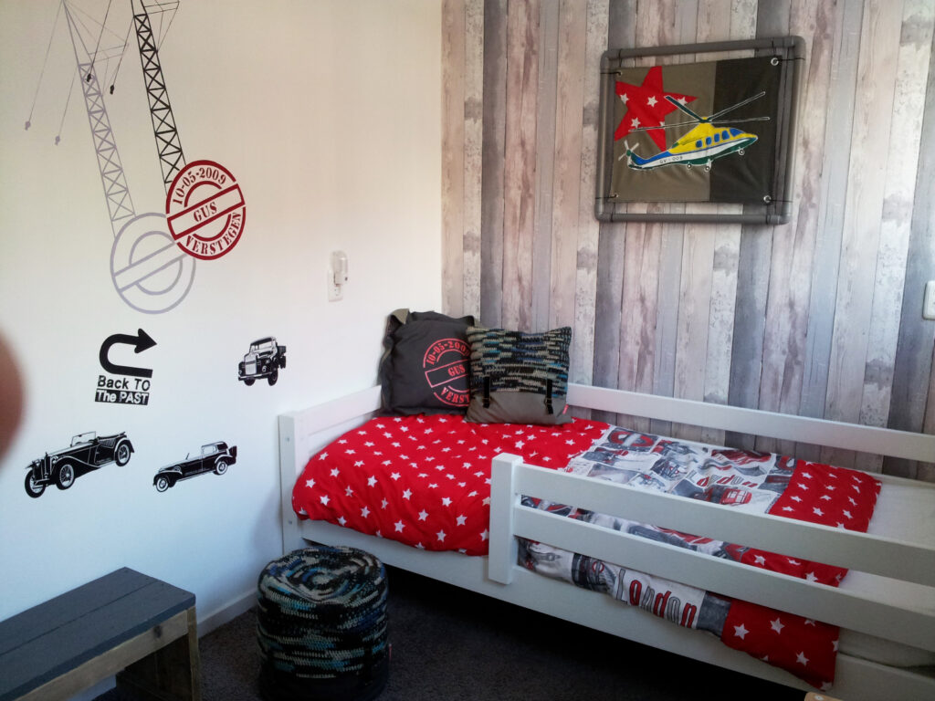 Kleurrijke jongenskamer