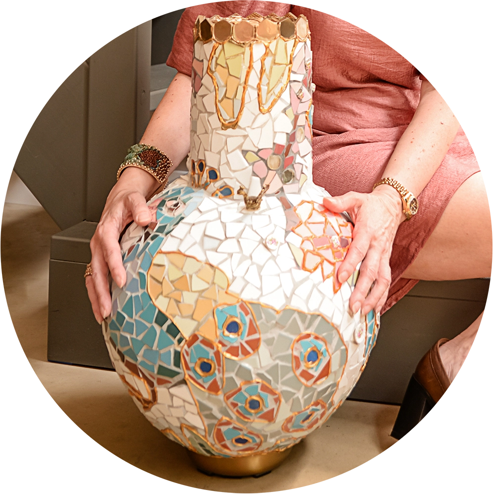 Handgemaakte mozaïek vaas als kunstobject voor interieur
